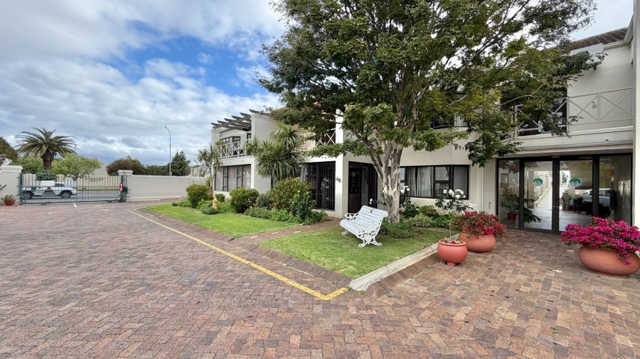 3 Bedroom Property for Sale in Bizweni Western Cape